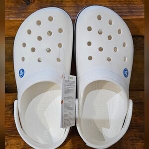 NWT Crocs